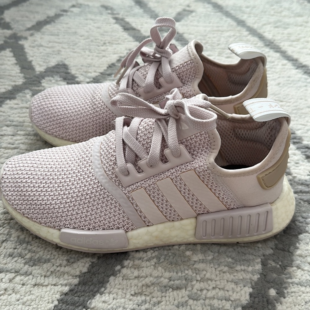 Adidas NMD R1 Shoes - Picture 3 of 5